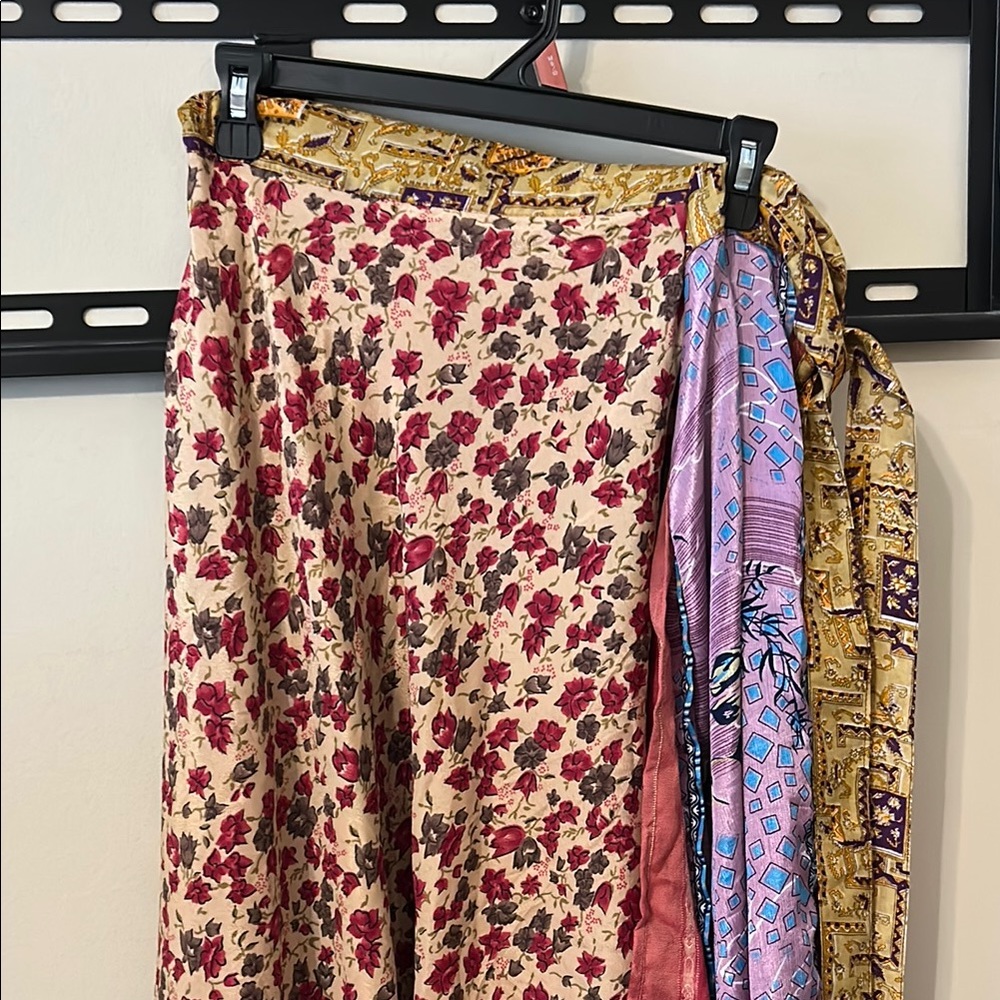 Floral Patchwork Skirt - Picture 3 of 4